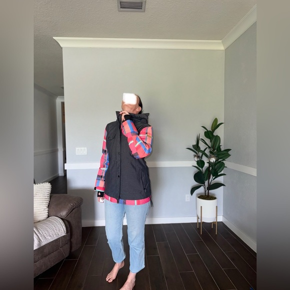 Roxy grey and Pink Ski/snowboard Jacket - Picture 3 of 10